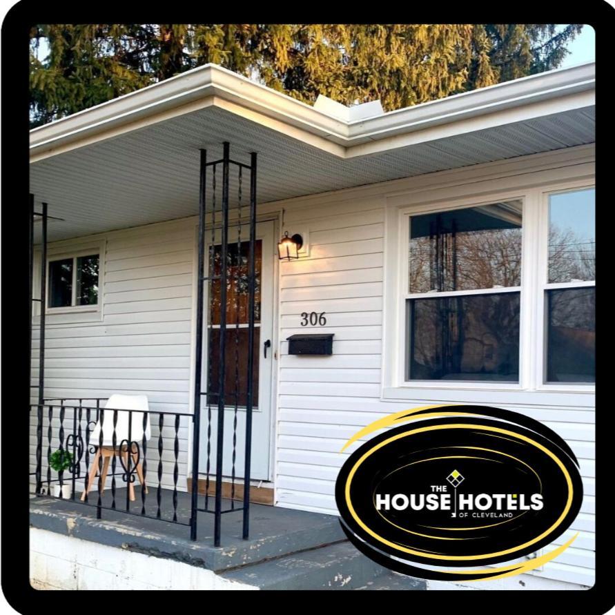 The House Hotels - Erie St. 2 Cuyahoga Falls Bagian luar foto